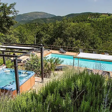In Sleeps 4 With Pool Apartamento